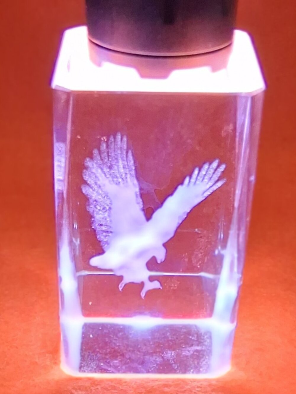 3D Laser‑Etched Crystal Bird in Flight Figurine w/ Presentation Box - Picture 6 of 7